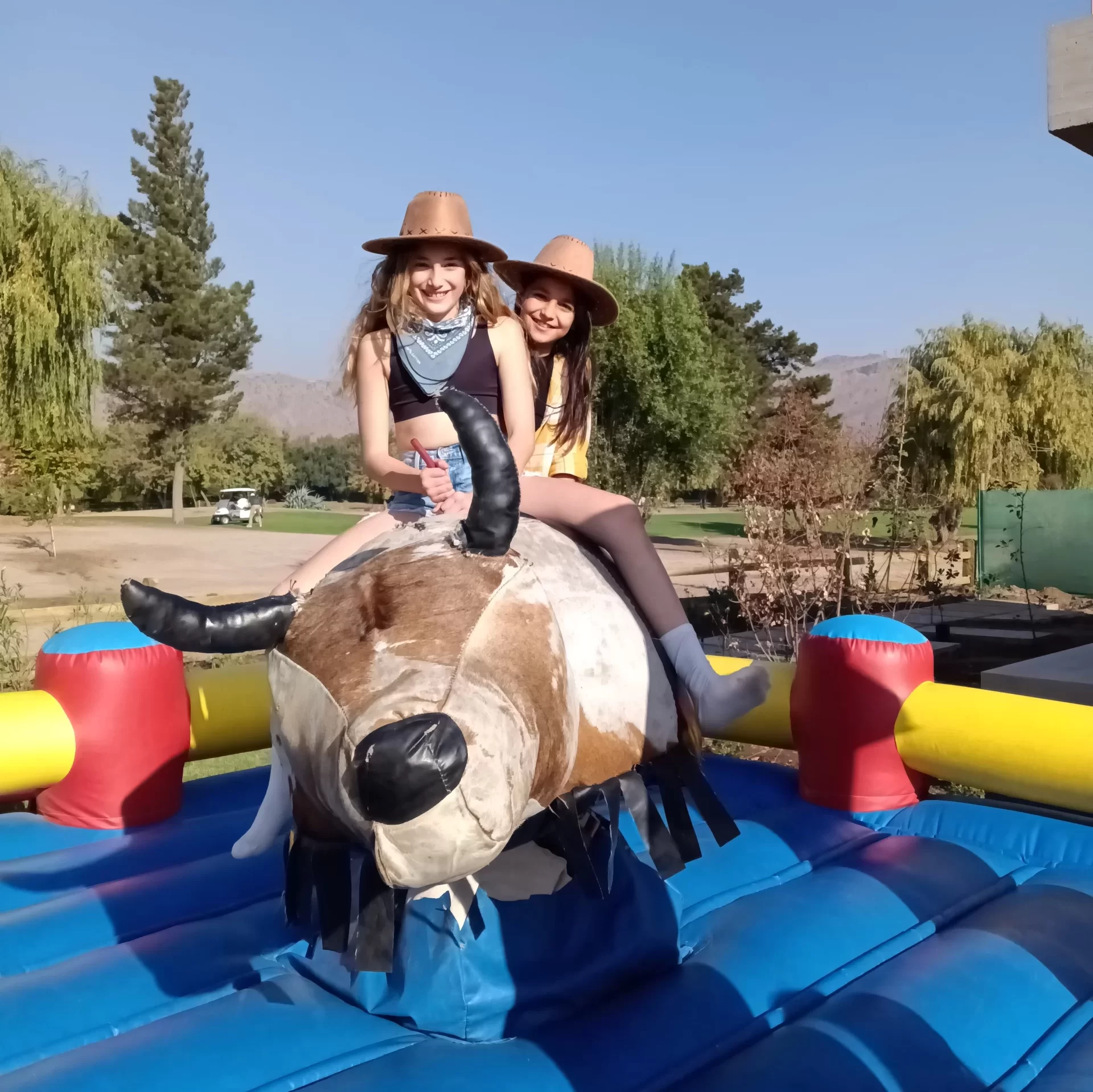 Toro mecánico Prende Tu Fiesta Santiago - Arriendo juegos mecánicos eventos